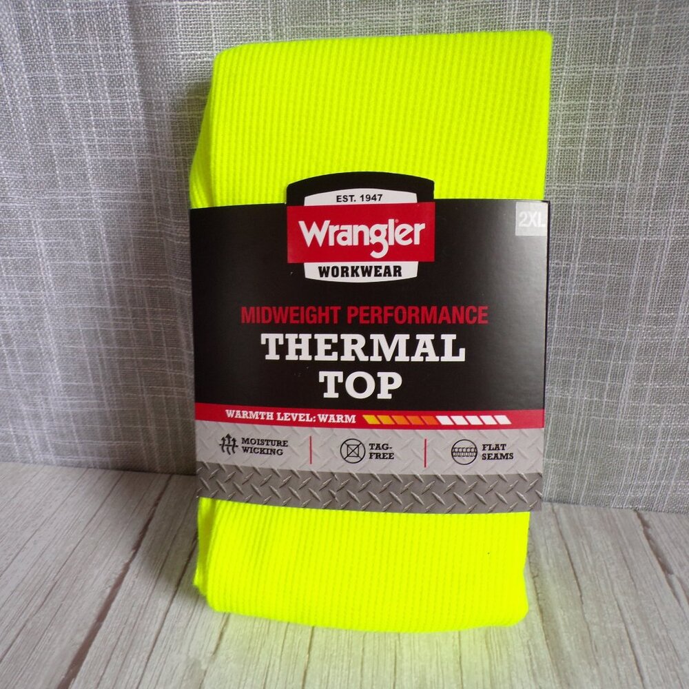 Wrangler Men's Workwear Midweight Performance Moisture-Wicking Thermal Top